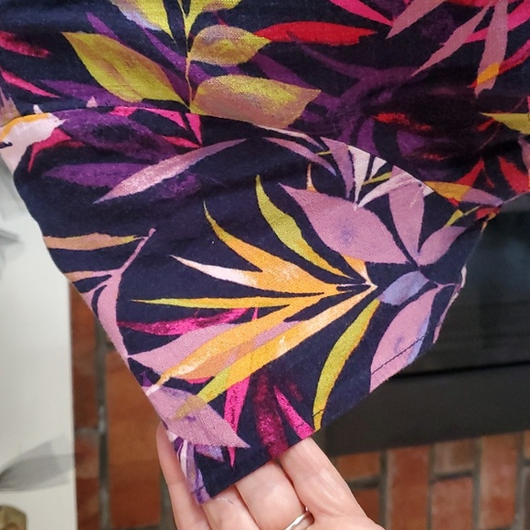 Cap-sleeve babydoll top - Picture 4 of 9